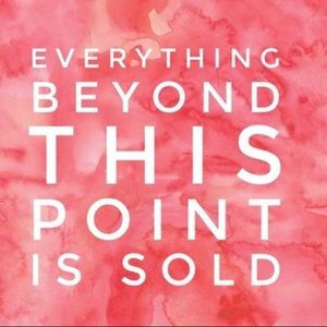 below has sold! 📦✨